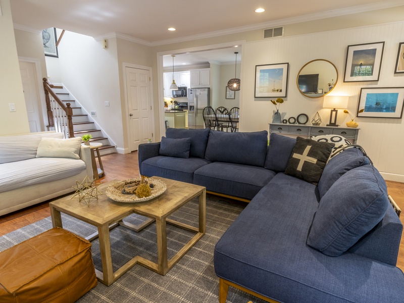 Main Level  | Living Room