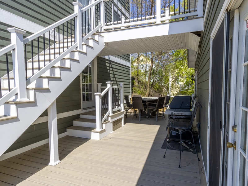Main Level | Back Porch | Gas Grill | Dining