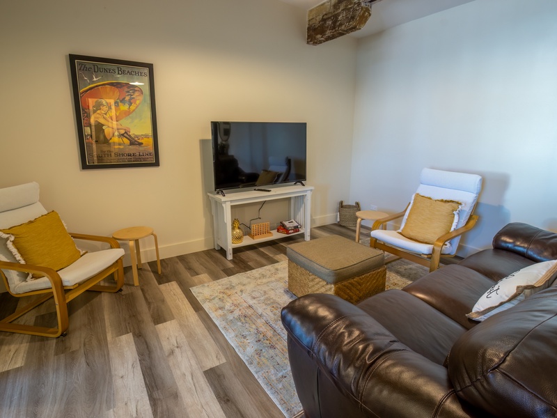 Main Level | Living Room