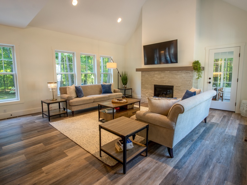 Main Level | Living Room with Gas Fireplace
