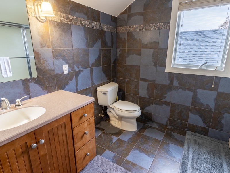 Second Level | Bath 2 | Standalone Full Bath