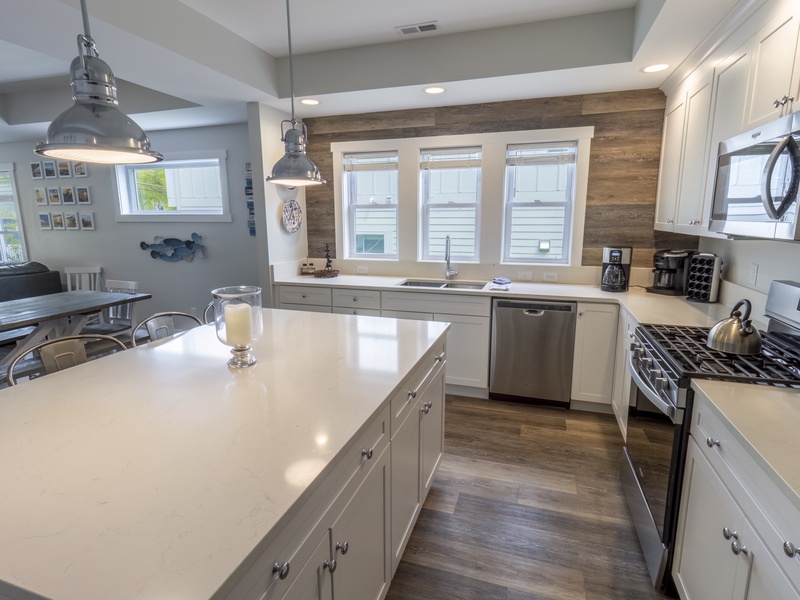 Main Level | Kitchen