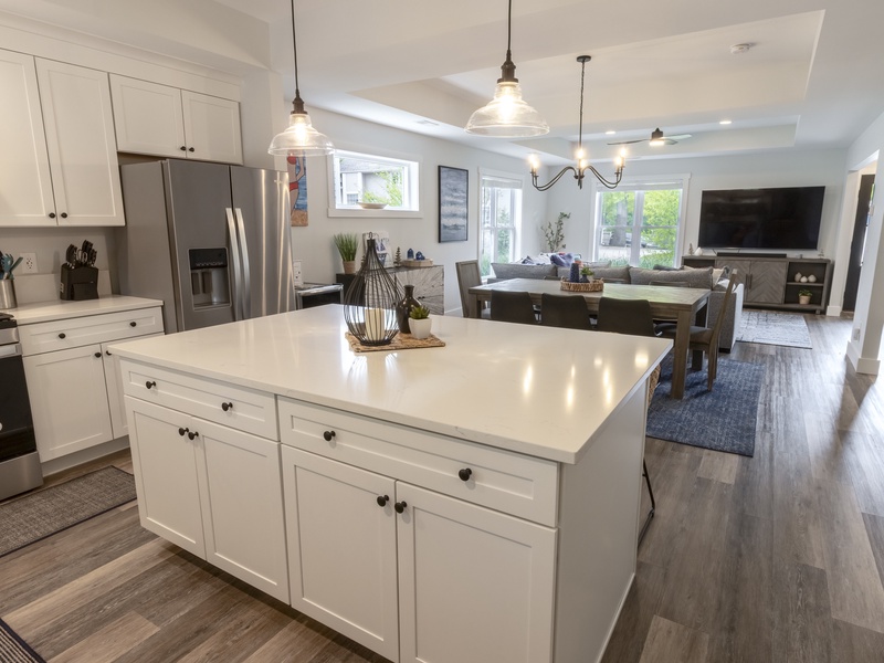 Main Level | Kitchen