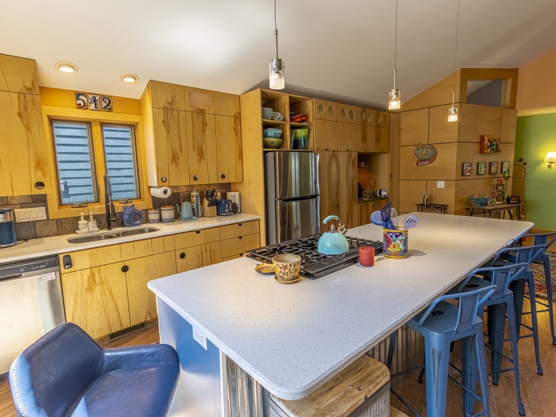 Main Level | Kitchen | Dining