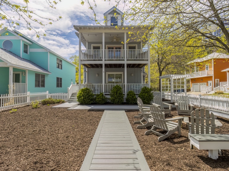 Front Entrance | Fire Pit