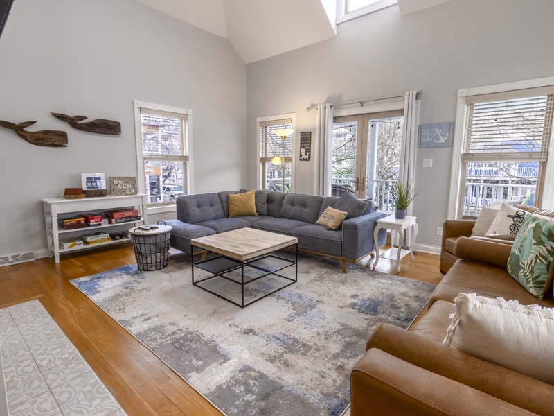 Main Level | Living Room