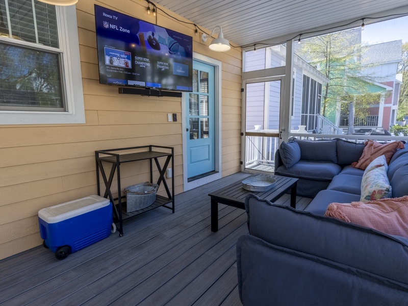 Back Deck | Outdoor Television 