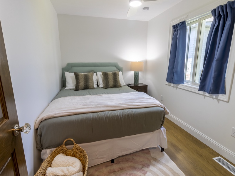 Main Level | Bedroom 3 | Queen 