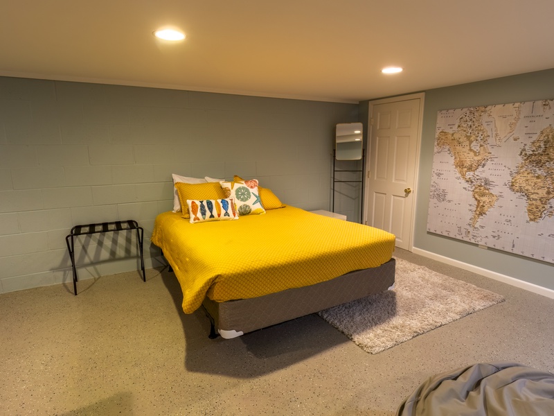 Basement | Bed 5 | Queen 