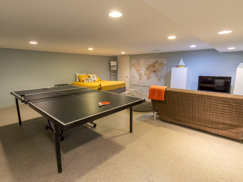 Basement | Ping Pong Table | Living Room 