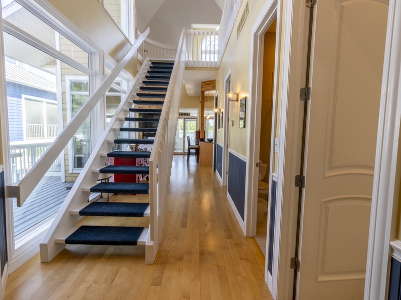 Main Level | Entrance