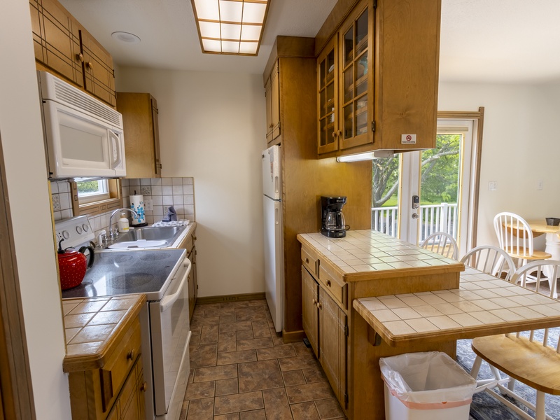 Main Level | Guest | Kitchen