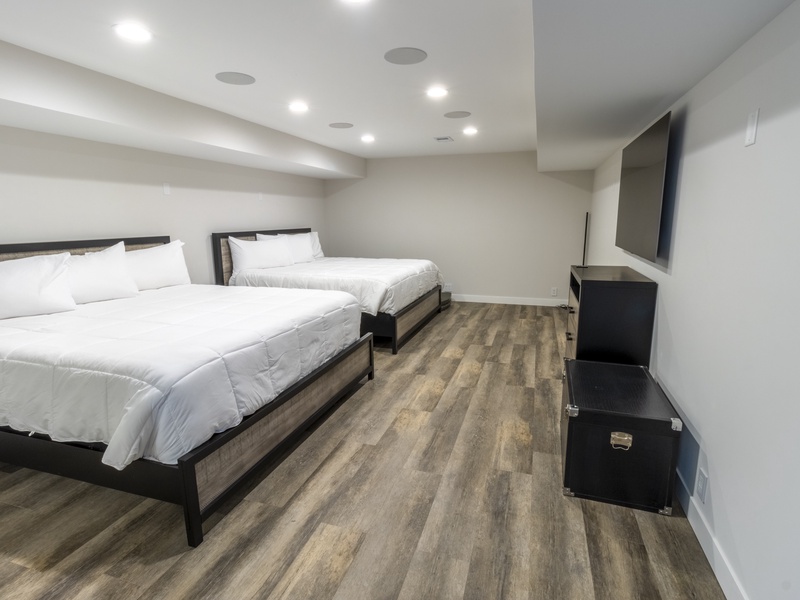 Garden Level | Bedroom 4 | Two Kings