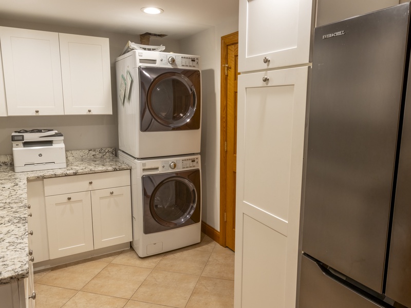 Main Level | Laundry