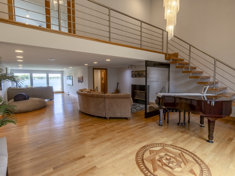 Main Level | Entrance