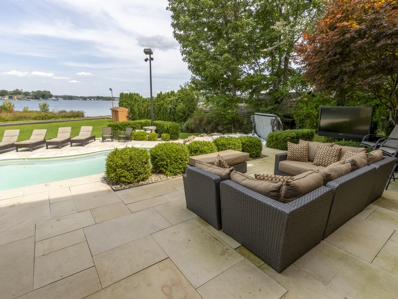 Ground Level | Seating | Pool | Hot Tub