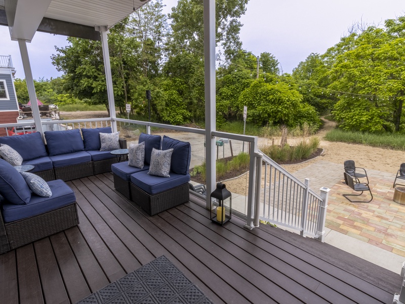 Main Level | Front Deck | Patio