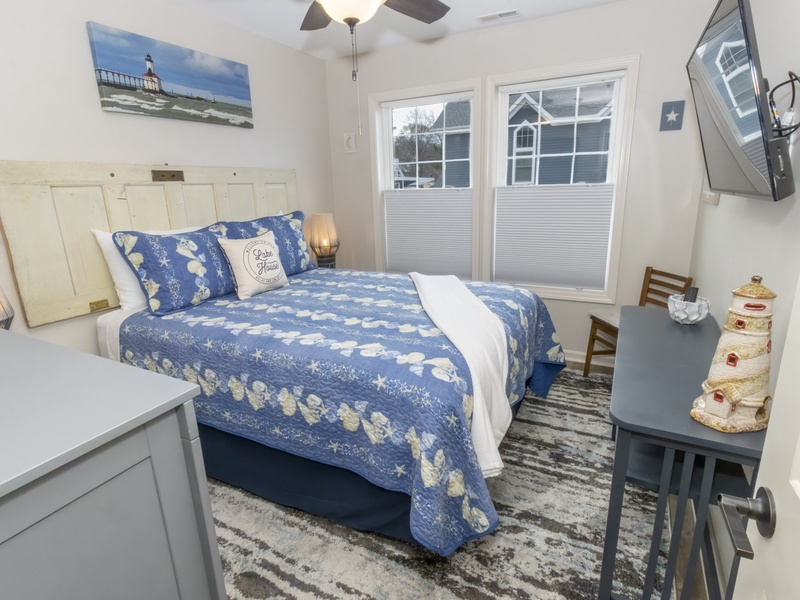 Second Level | Bedroom 2 | Queen