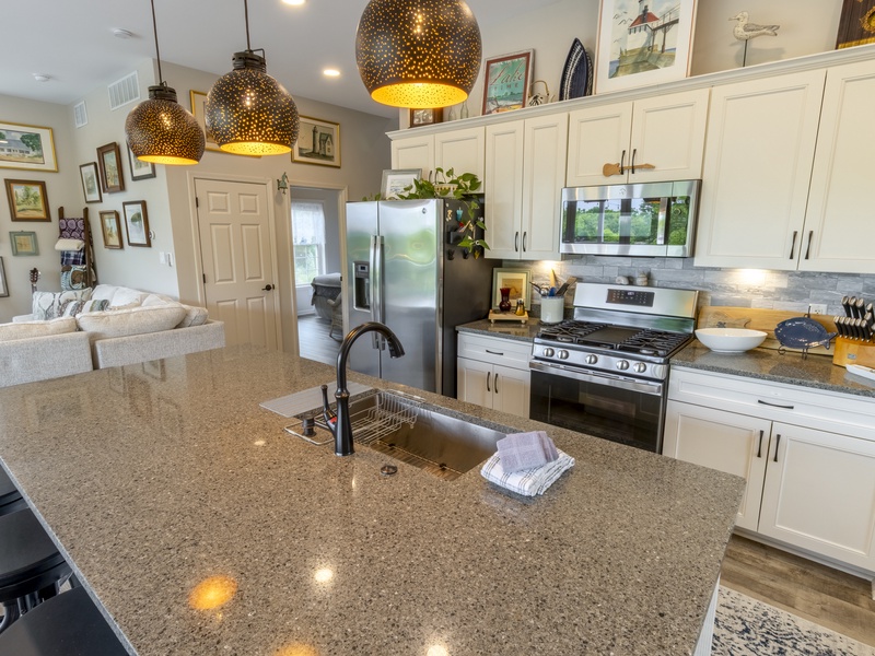 Main Level | Kitchen 