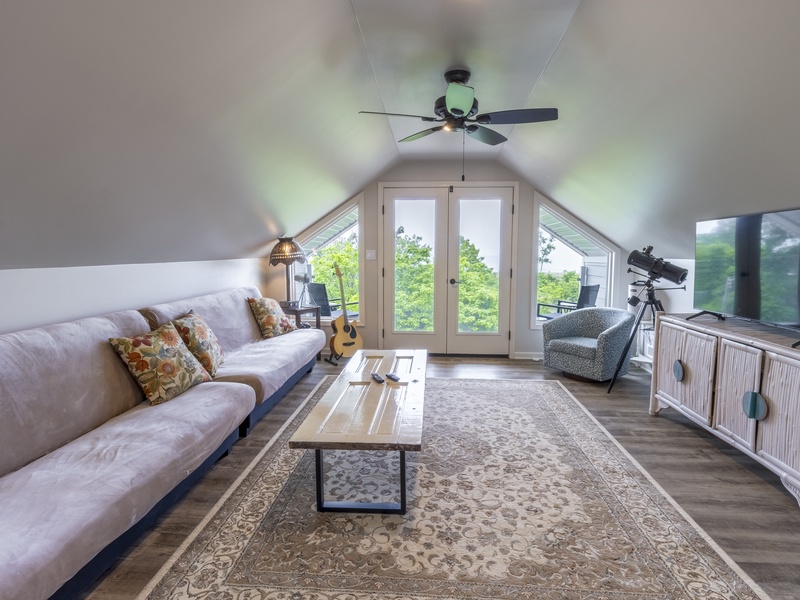 Third Level | Living Room | 2 Futon | Private Deck