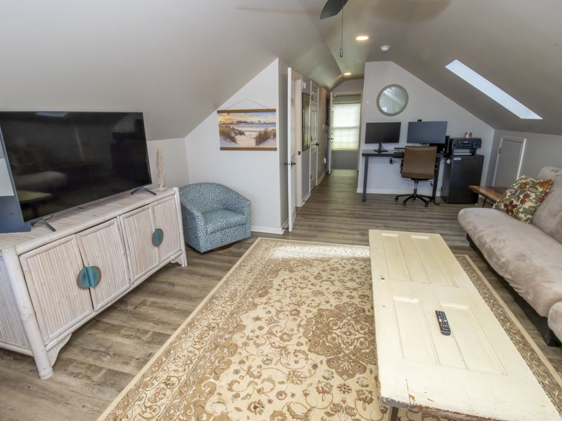 Third Level | Living Room | 2 Futon | Private Deck
