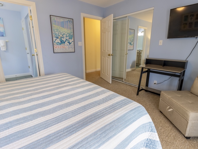 Second Level | Bedroom 3 | King | En Suite Bathroom