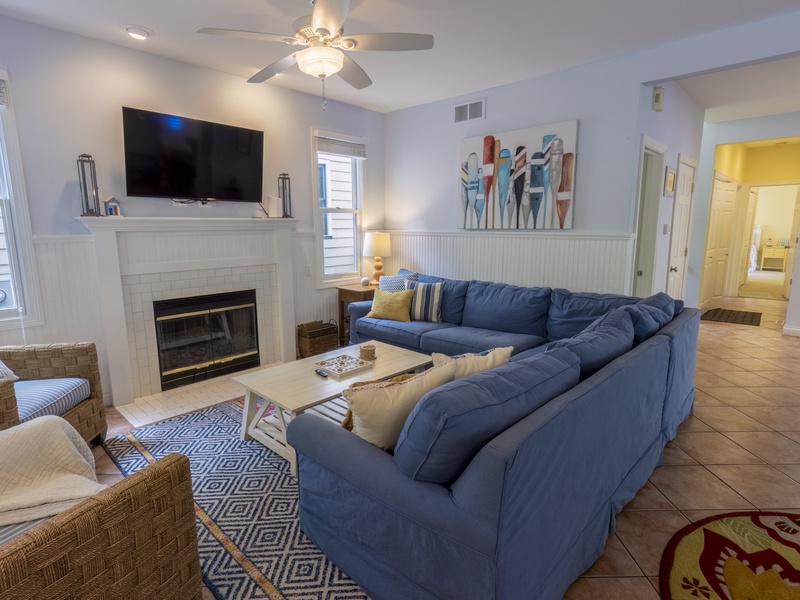 Main Level | Living Room