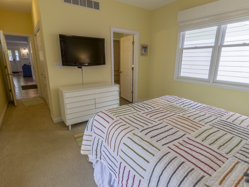 Main Level | Bedroom 2 | Queen | En Suite Bathroom