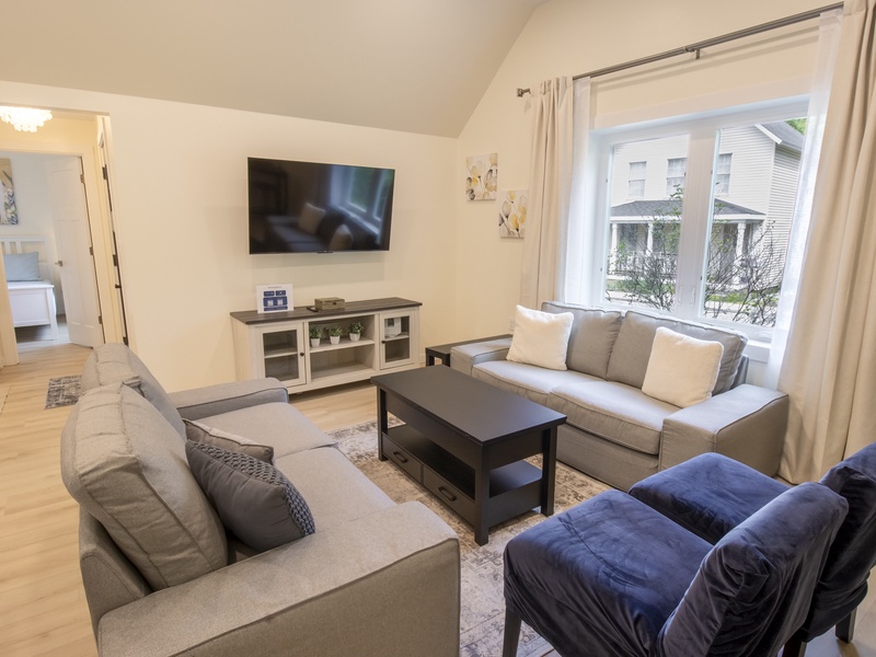 Main Level | Living Room