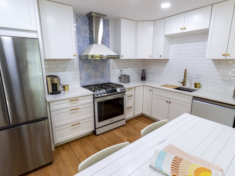 Main Level | Kitchen