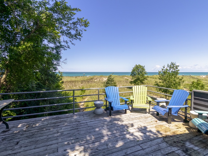 Main Level | Deck 