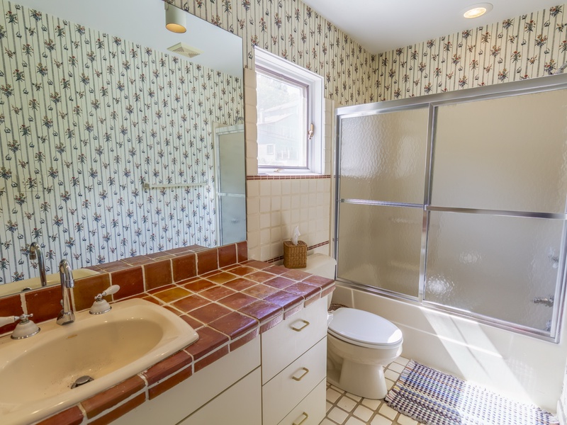 Main Level | Hall Bath