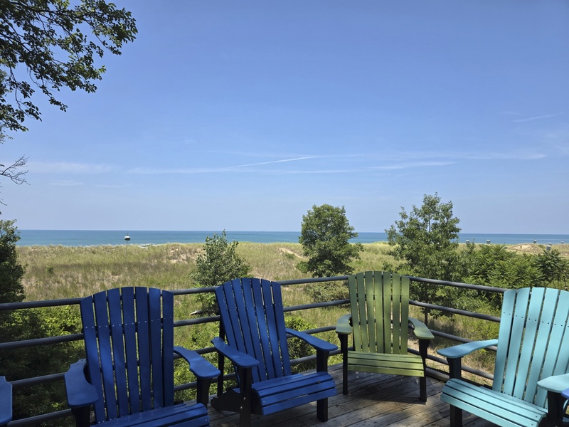 Main Level | Back Deck 