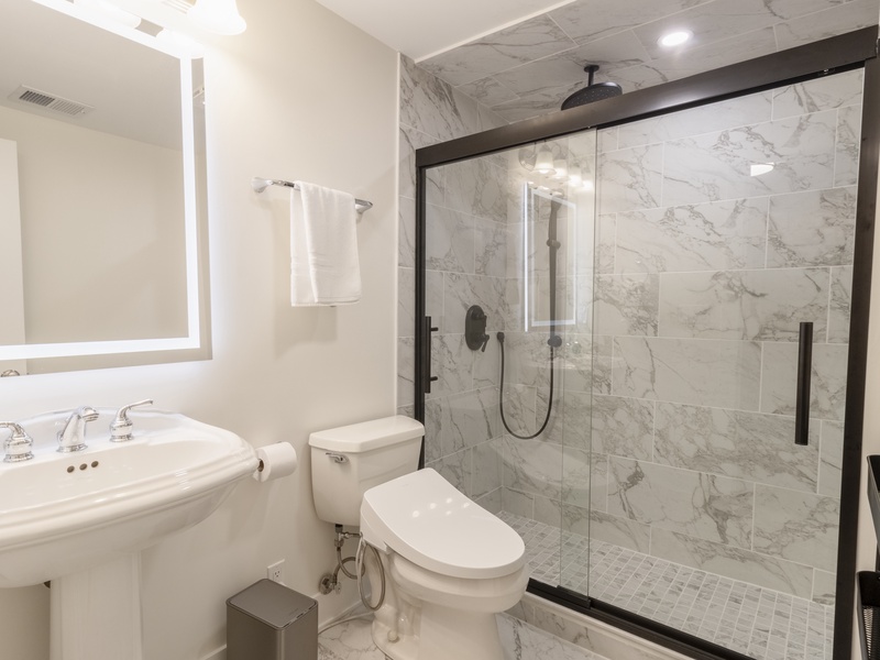 Basement | Bathroom