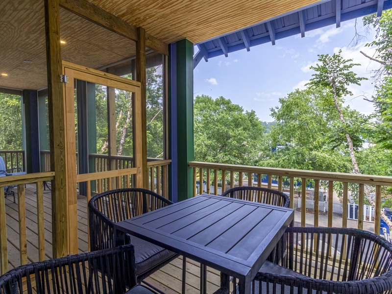 Second Level | Deck 