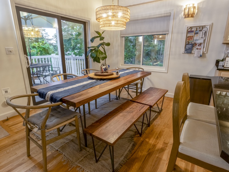 Main Level | Dining