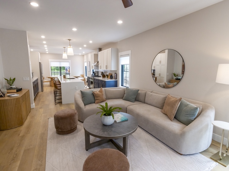 Main Level | Living Room