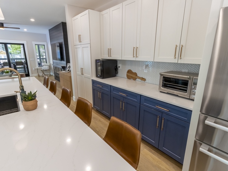 Main Level | Kitchen