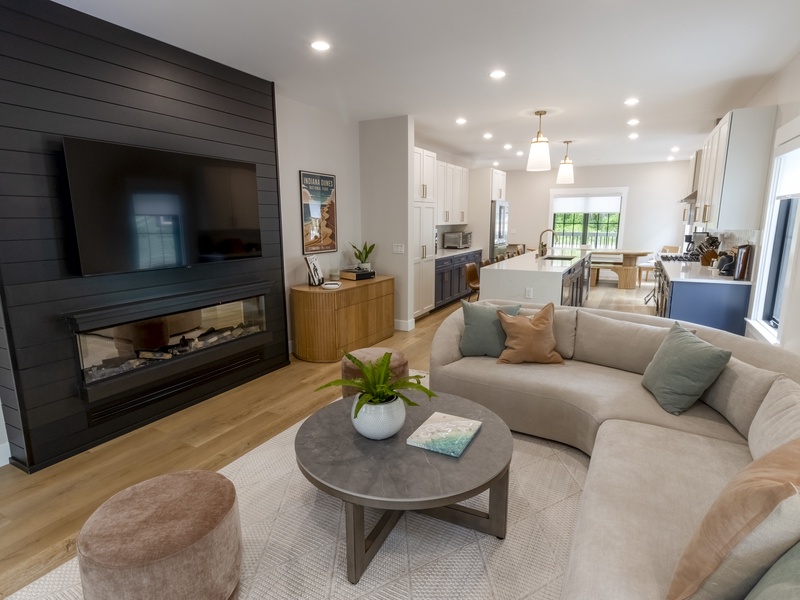 Main Level | Living Room