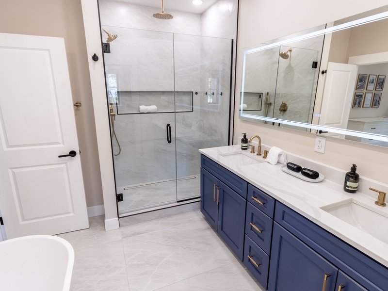 Main Level | Bedroom 1 | Attached Bath