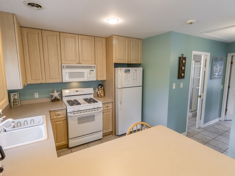 Guest House - Kitchen