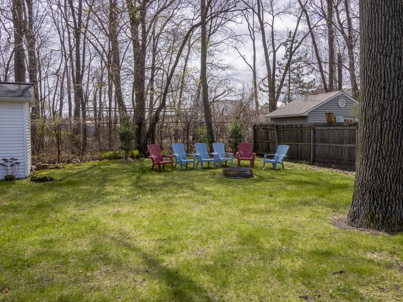 Main Level | Back Deck | Fire Pit