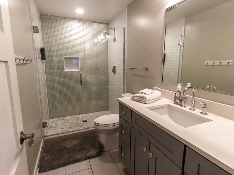 Basement | Bathroom