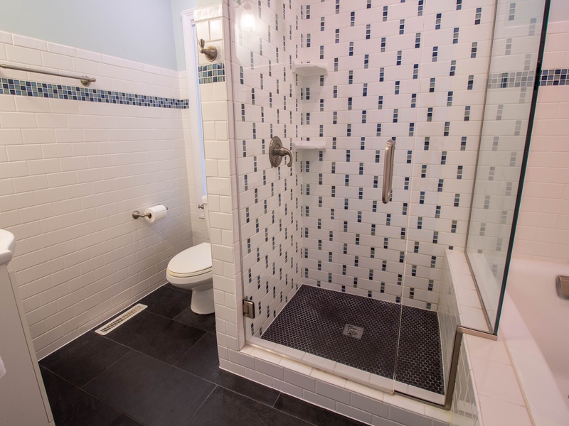 Main Level | Bathroom 1 | Attached to Bedroom 1 With Walk In Sho