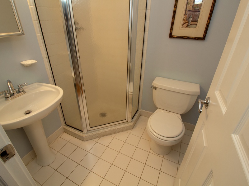 Main Level | Bathroom 4 | Guest House | Standalone Bathroom With
