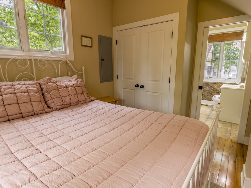 Main Level | Bedroom 1 | Queen | Attached Bath