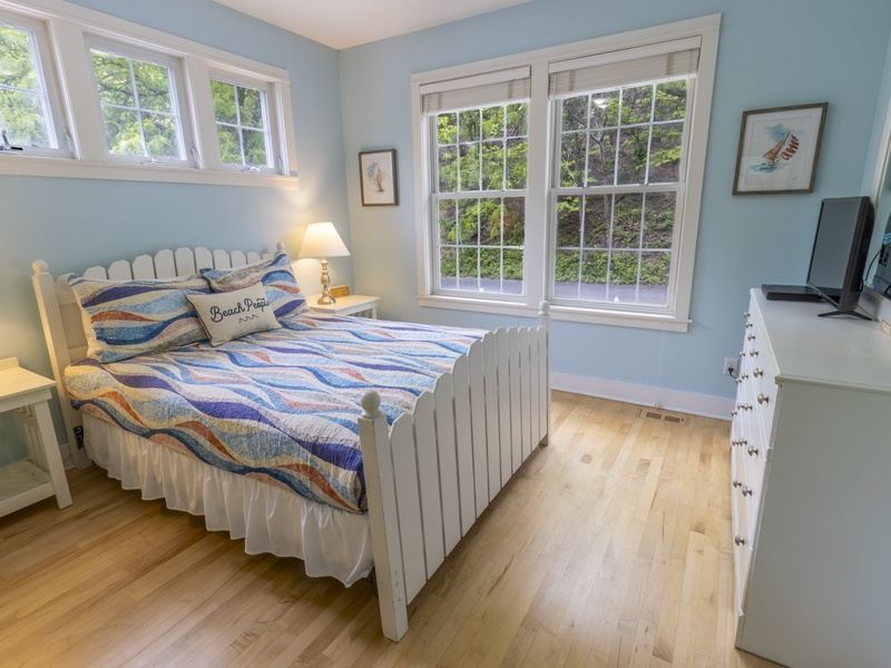Main Level | Bedroom 2 | Queen