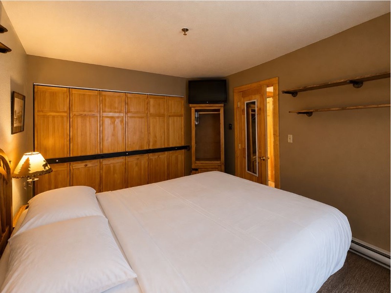 Crested Butte Vacation Rental, Emmons #327