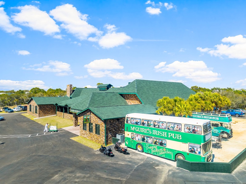 Great Place to eat! Take the Golf cart!