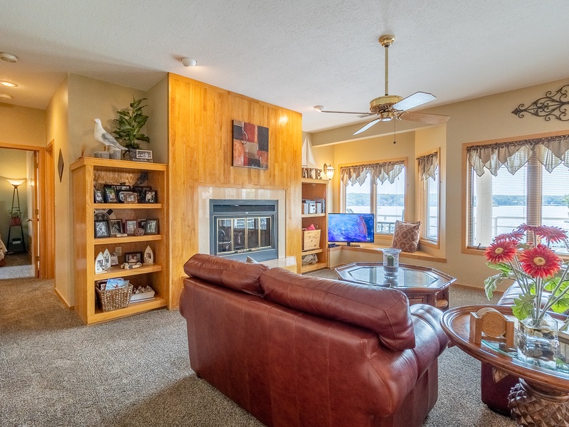 Lakeview living room
